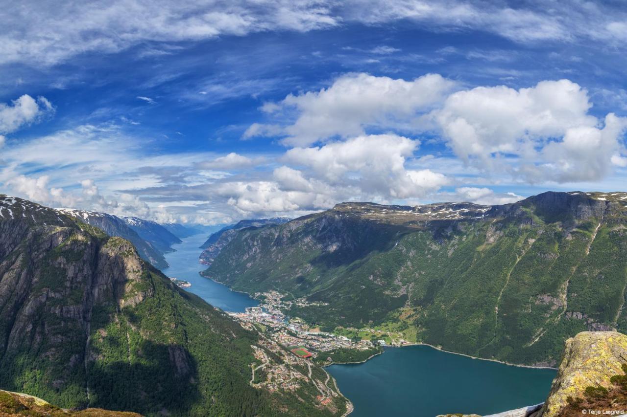 Trolltunga Camping Ода Екстериор снимка