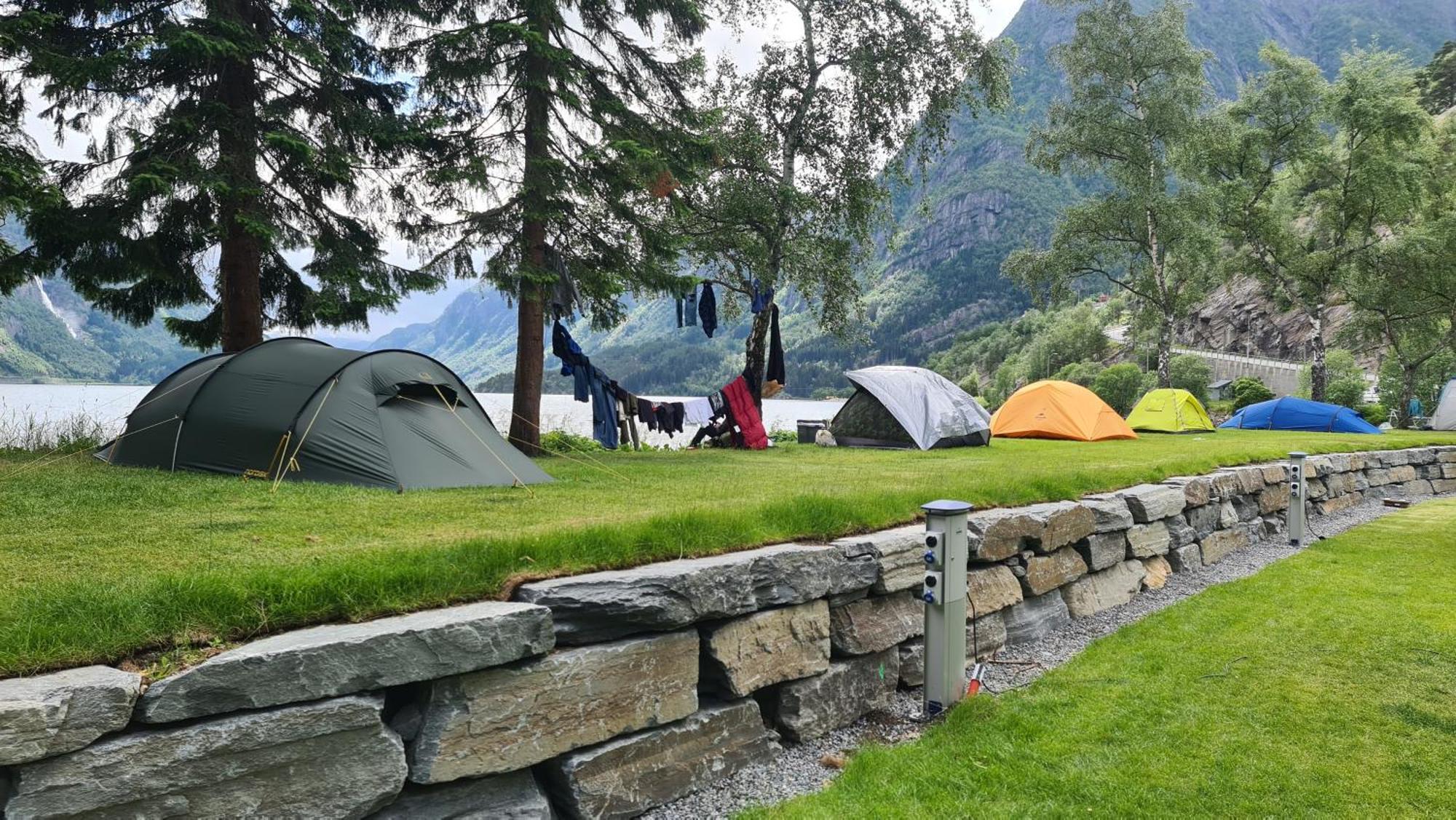 Trolltunga Camping Ода Екстериор снимка